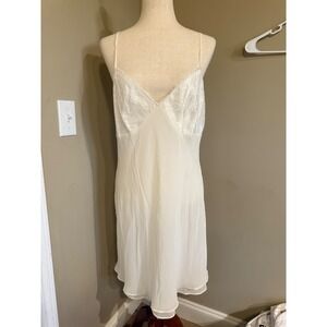 Gilligan & O'Malley Ivory Lace Chemise Slip